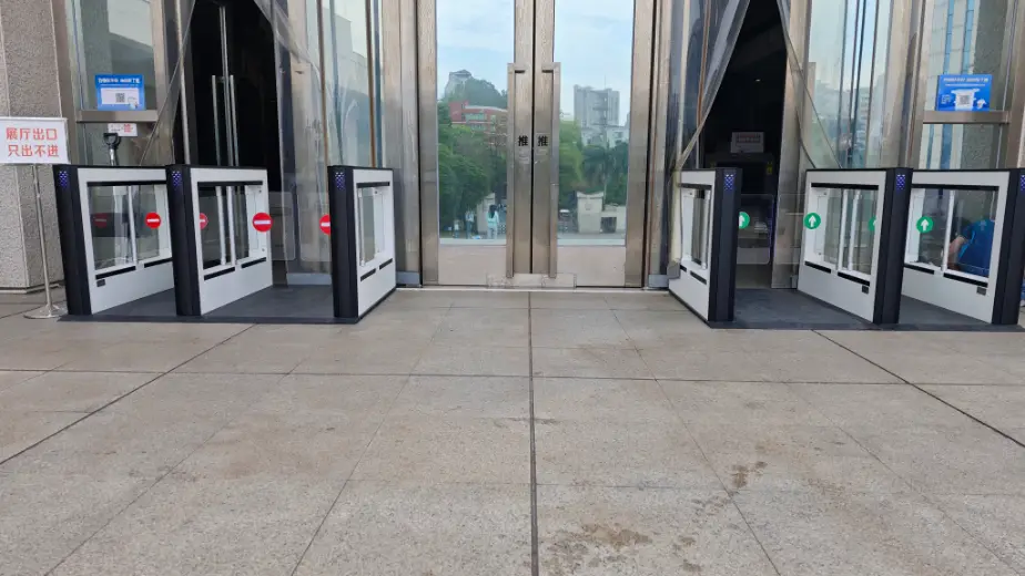 intelligent pedestrian turnstile system